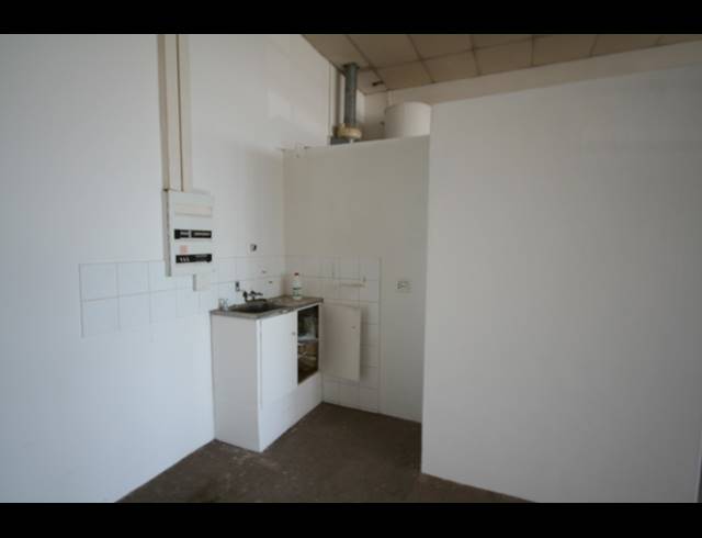 436M² OFFICE TO LET IN WOODSTOCK